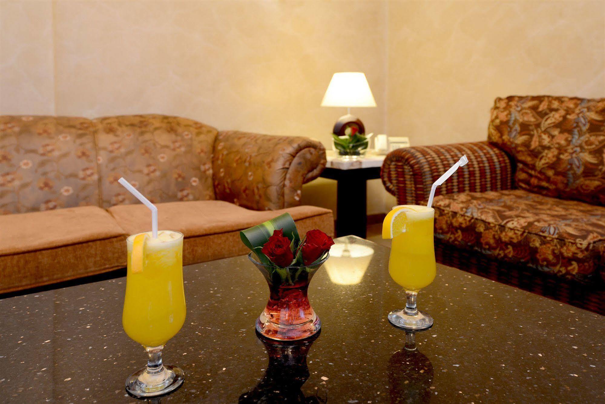 Hotel Boudl Al Olaya Riad Exterior foto